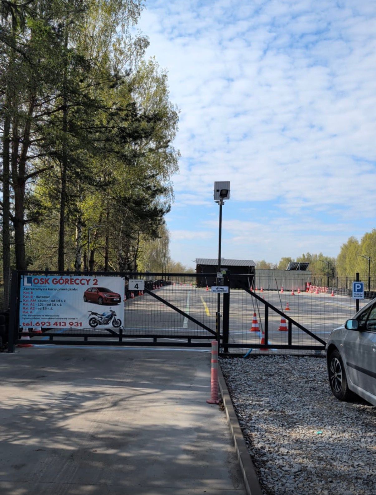 Brama wjazdowa na plac manewrowy OSK Góreccy 2 w Wieruszowie